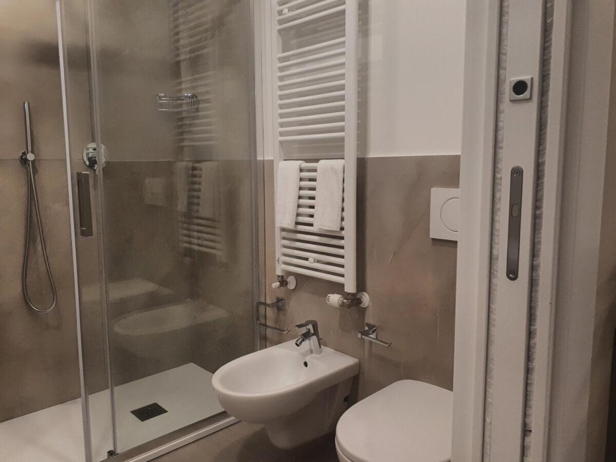 Smart Apartment Sei Chiese - Twa Μπολόνια Δωμάτιο φωτογραφία