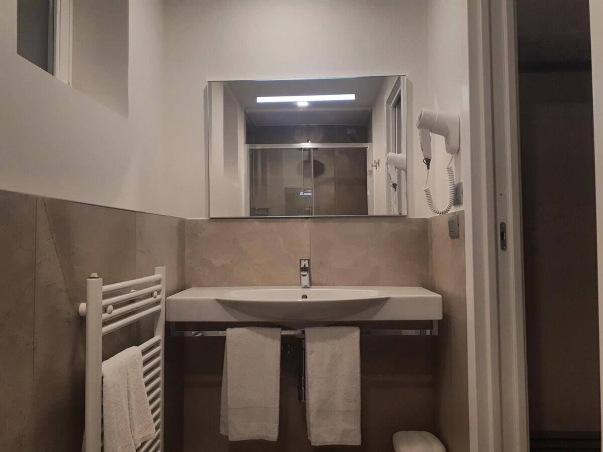 Smart Apartment Sei Chiese - Twa Μπολόνια Δωμάτιο φωτογραφία