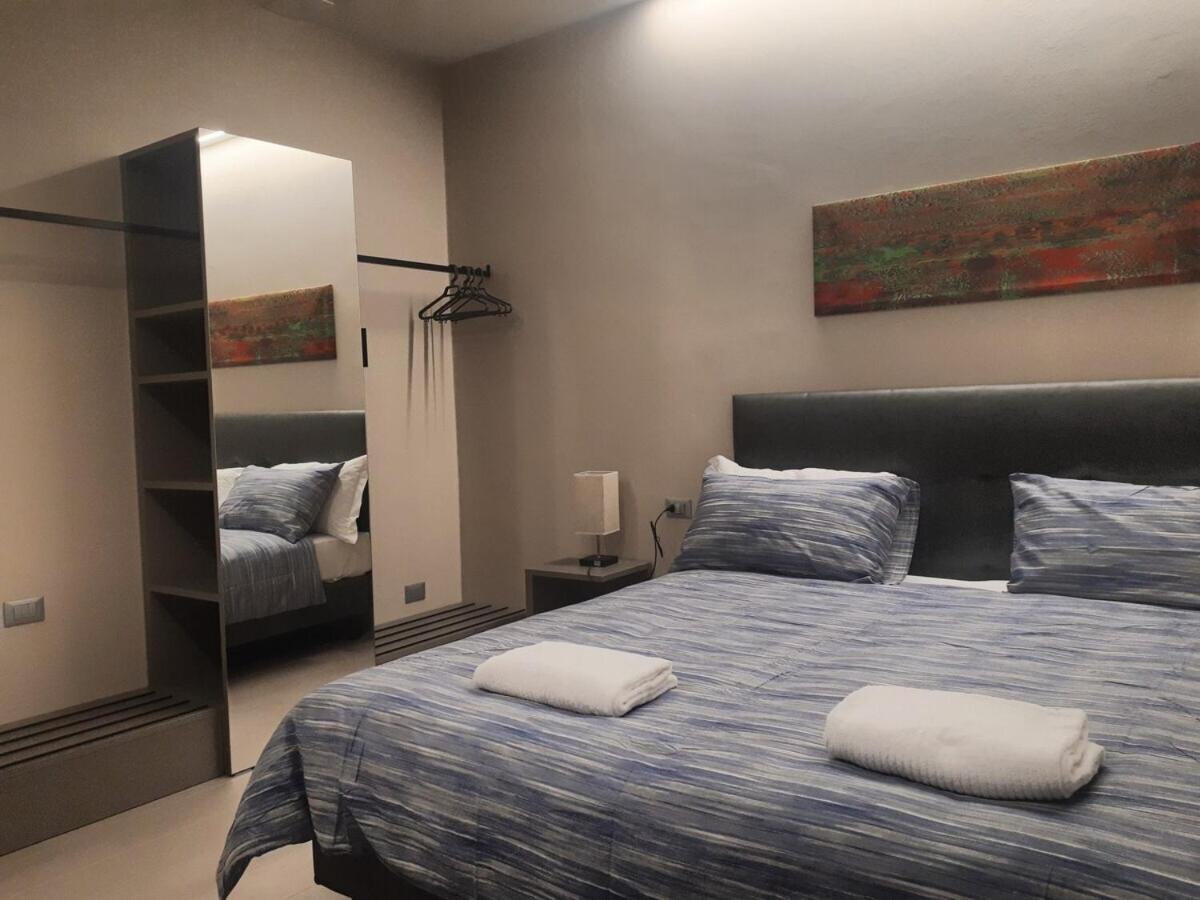 Smart Apartment Sei Chiese - Twa Μπολόνια Δωμάτιο φωτογραφία